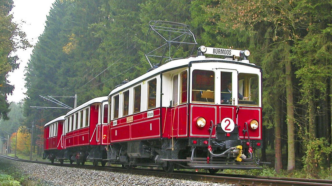 Lokalbahn Ffentlicher Verkehr In Salzburg Salzburg Info